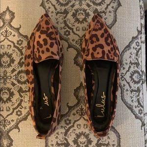 Lulus pointed toe leopard flats
